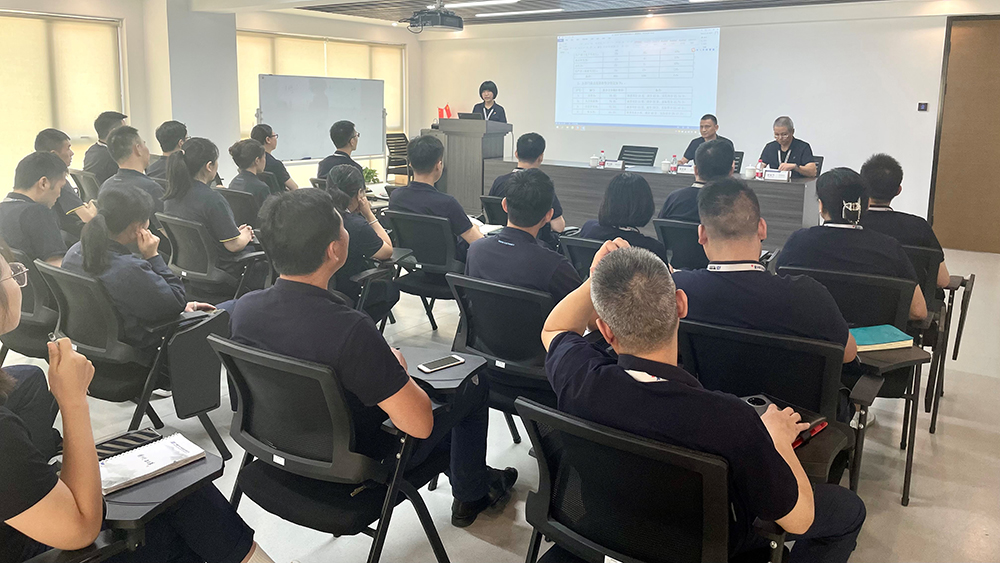 公司召開(kāi)服務(wù)部門(mén)滿(mǎn)意度面對面交流會(huì )(圖1) 公司召開(kāi)服務(wù)部門(mén)滿(mǎn)意度面對面交流會(huì )(圖1)